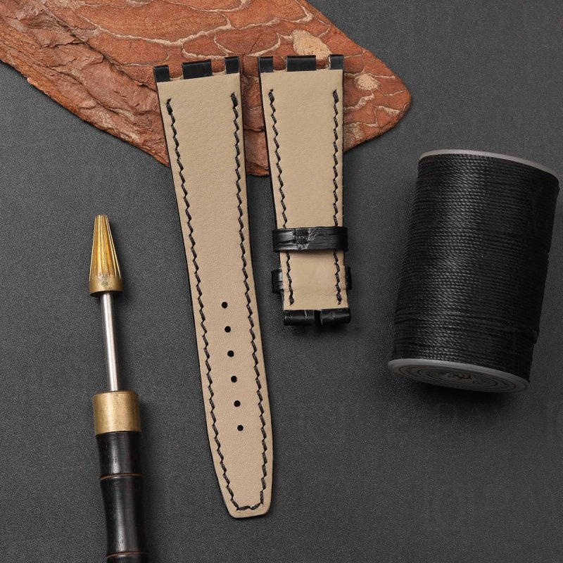 Buy Custom Audemars Piguet AP Royal Oak Black leather strap Alligator watch band (3)