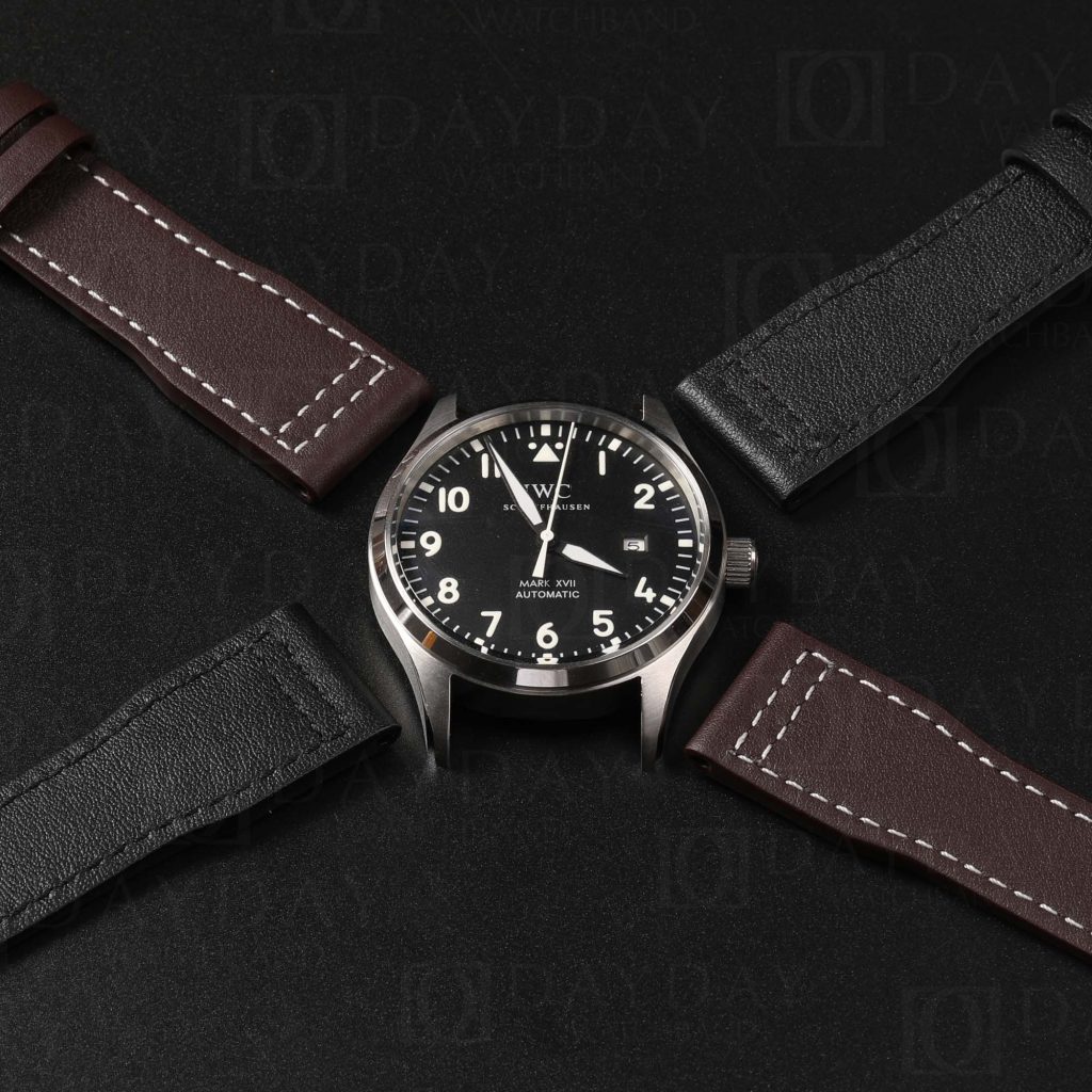 Choosing an Leather Watch Strap: Expert Tips for Smart Buyers 8 IWC Schaffhause Pilot LE PETIT PRINCE Mark XVIII Top Gun 20mm 21mm Black calfskin leather watch band strap for sale (6)