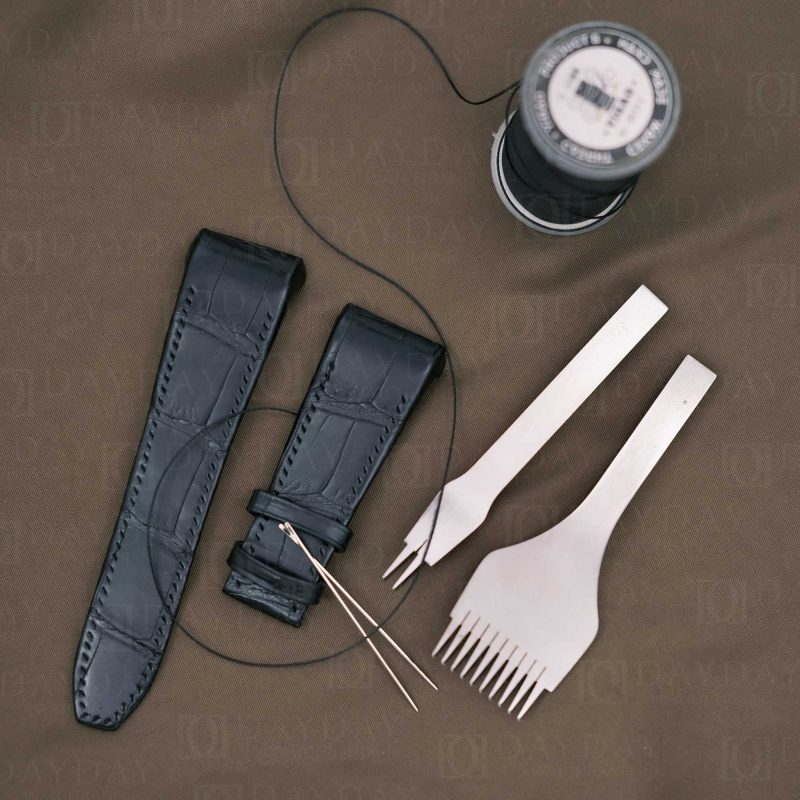 Custom handmade Franck Muller Vanguard V32 V41 V45 watch strap replacement black alligator leather watch band for sale