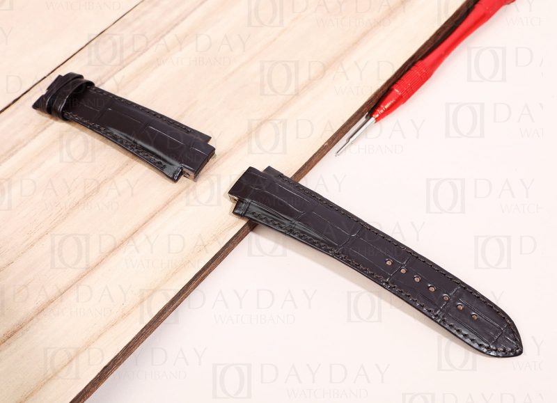 Handmade black Genuine crocodile leather GP Girard Perregaux Laureato watch bands fit for Girard Laureato Evo3 80180 aftermarket for sale