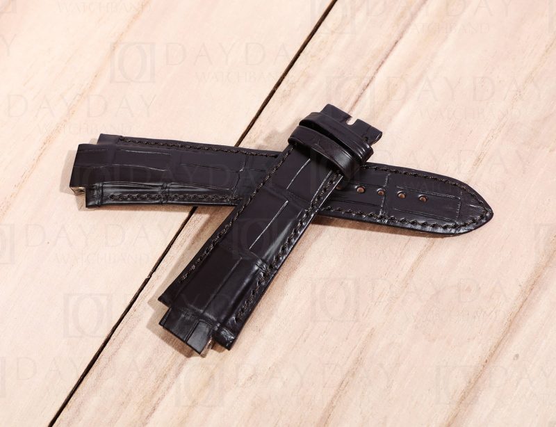 Handcrafted Girard Perregaux Laureato replacement alligator strap fit for Girard Laureato Evo3 80180