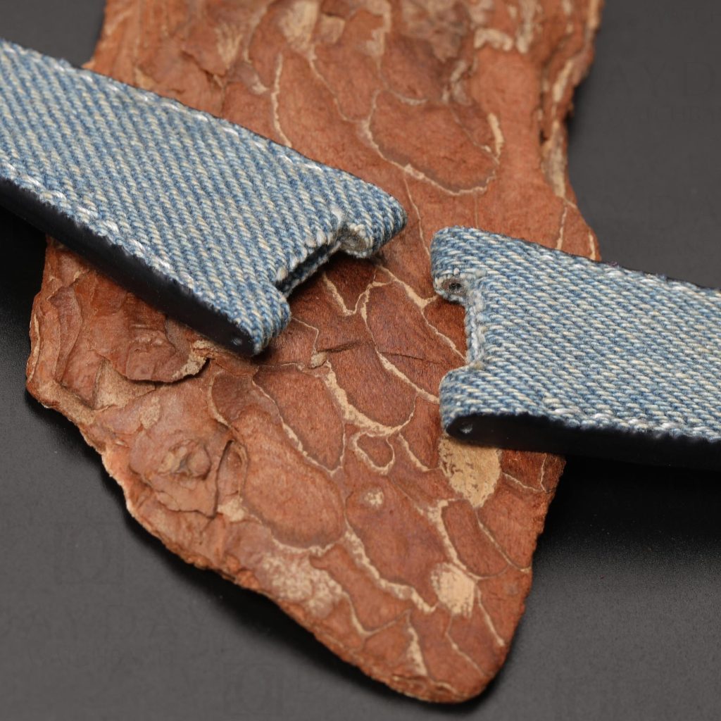 original metal insert blue denim fabric strap band replacement for Patek Philippe Nautilus 5711 5712 Men’s and Ladies Watch (2)