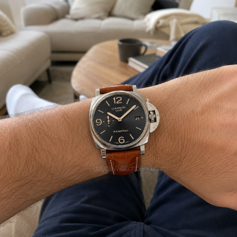 custom-watch-bands-for-panerai-luminor-Due-on-wrist